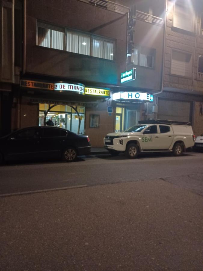 Hotel 2 De Mayo 2 Xinzo de Limia Ngoại thất bức ảnh