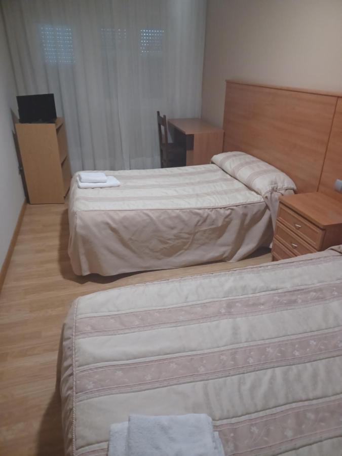 Hotel 2 De Mayo 2 Xinzo de Limia Ngoại thất bức ảnh