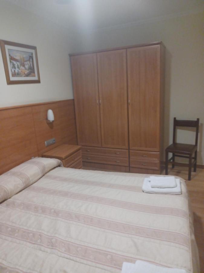 Hotel 2 De Mayo 2 Xinzo de Limia Ngoại thất bức ảnh