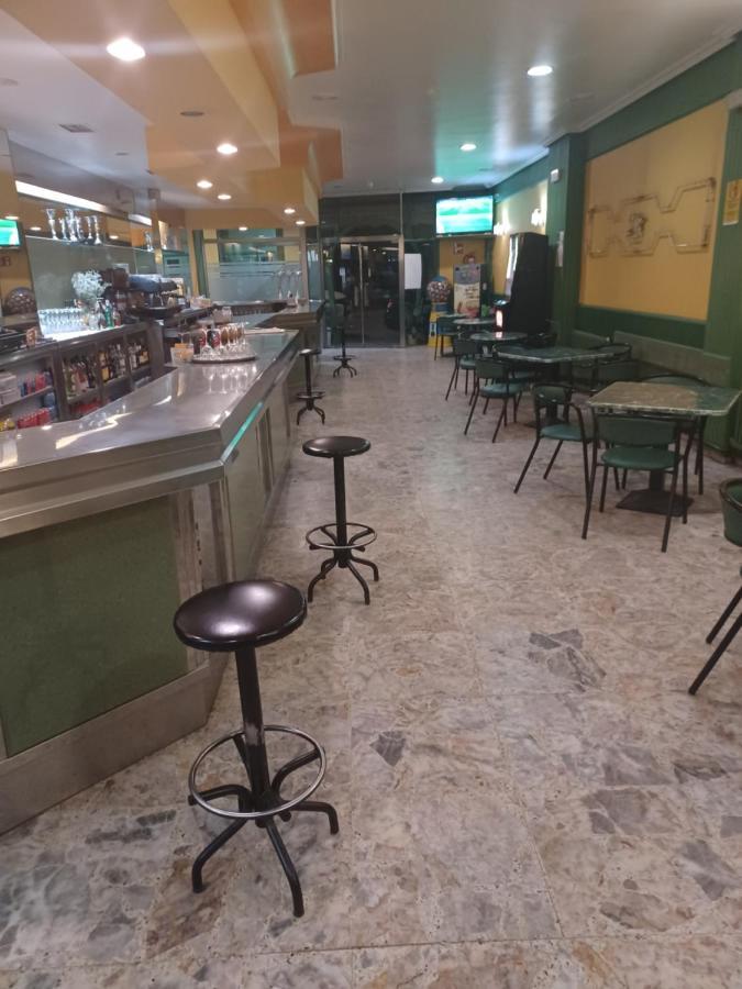 Hotel 2 De Mayo 2 Xinzo de Limia Ngoại thất bức ảnh