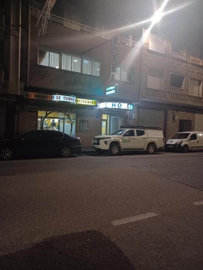 Hotel 2 De Mayo 2 Xinzo de Limia Ngoại thất bức ảnh